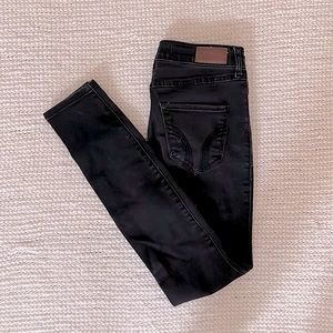 Hollister California High Rise Super Skinny Jeans. Size 1s, Excellent Condition!